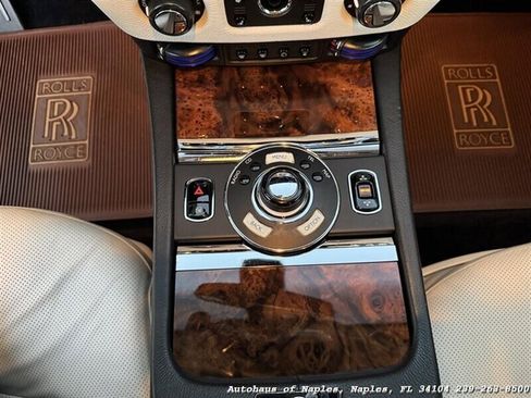 Used 2010 Rolls-Royce Ghost RWD image 36