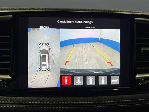 Used 2023 Chrysler Pacifica Touring-L w/ S Appearance Package AWD/4WD image 14