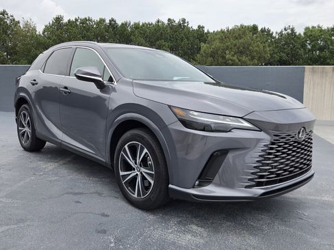Used 2023 Lexus RX 350 AWD/4WD image 2