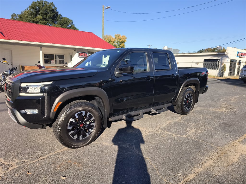 Used 2023 Nissan Frontier PRO-4X w/ Technology Package AWD/4WD image 1