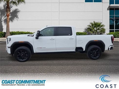 Certified 2024 GMC Sierra 2500 AT4 w/ AT4 Premium Plus Package image 9