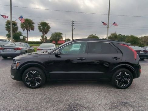 Used 2023 Kia Niro Wind w/ Wind Preserve Package image 7