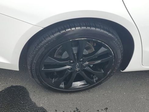 Used 2024 Chevrolet Malibu LT w/ Sport Edition image 5