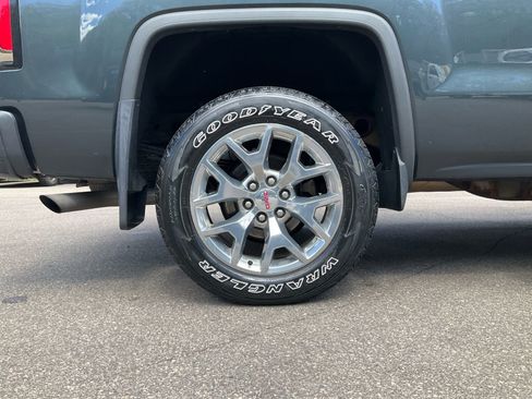 Used 2017 GMC Sierra 1500 SLT w/ SLT Premium Package AWD/4WD image 17