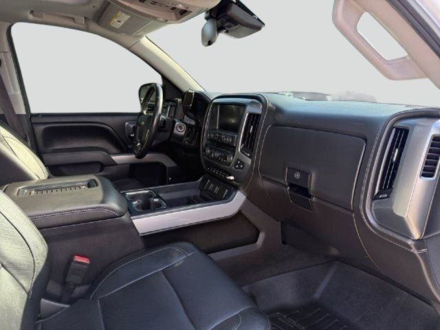 Used 2017 Chevrolet Silverado 1500 LTZ Z71 w/ LTZ Plus Package AWD/4WD image 40