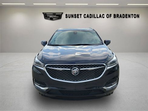 Used 2021 Buick Enclave Avenir w/ Avenir Technology Package image 2