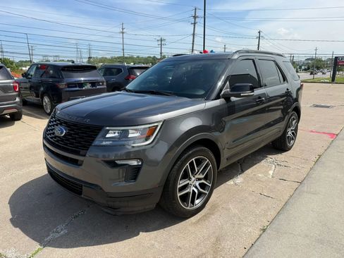 Used 2018 Ford Explorer Sport AWD/4WD image 5