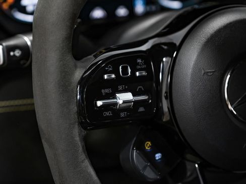 Used 2020 Mercedes-Benz AMG GT Coupe image 15