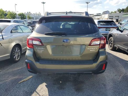 Used 2019 Subaru Outback 3.6R Limited AWD/4WD image 8