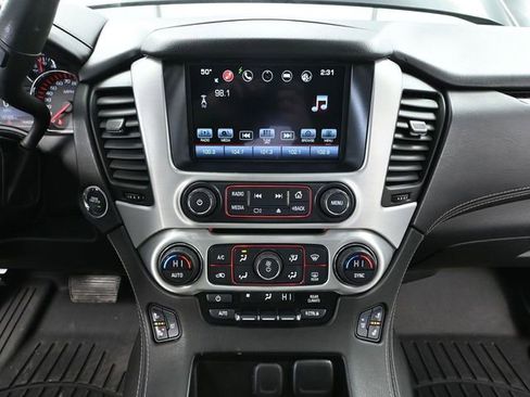 Used 2016 GMC Yukon SLT w/ Premium Edition AWD/4WD image 39