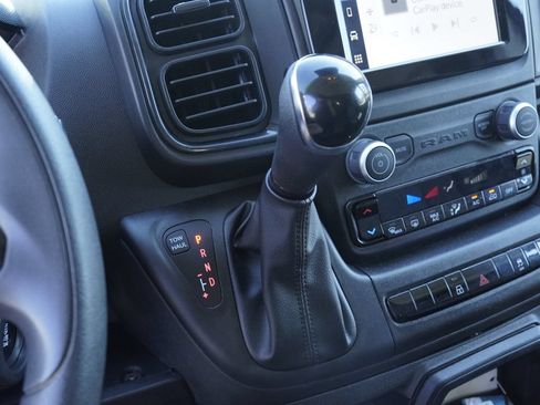 Used 2025 RAM ProMaster 2500 w/ Convenience Group FWD image 17