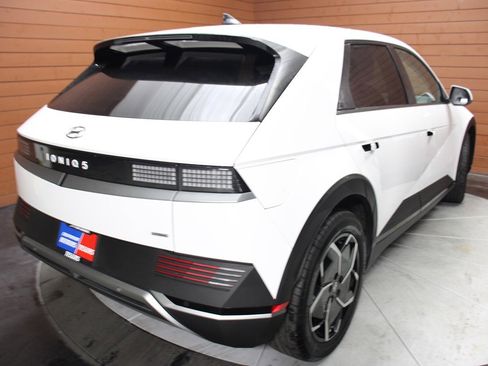 Used 2023 Hyundai Ioniq 5 SEL image 6