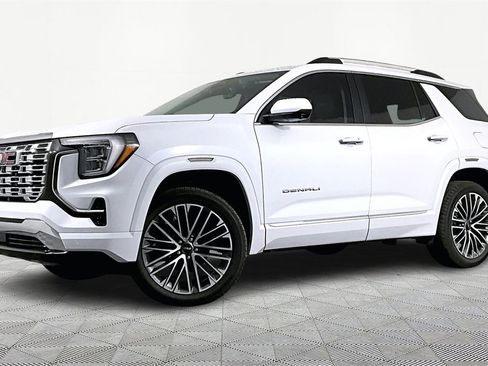 New 2026 GMC Terrain Denali w/ LPO, Floor Liner Package image 1