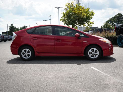 Used 2012 Toyota Prius Two FWD image 11