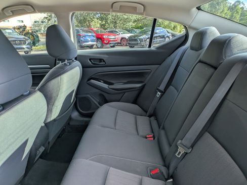 Used 2023 Nissan Altima 2.5 SV image 13