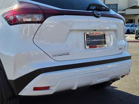 Used 2022 Nissan Kicks SV FWD image 6