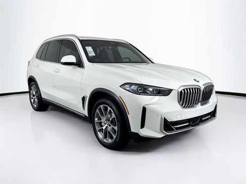 Used 2024 BMW X5 xDrive40i w/ Premium Package AWD/4WD image 10