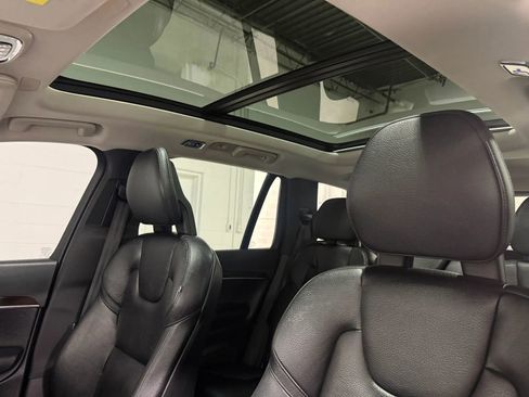 Used 2016 Volvo XC90 T6 Momentum w/ Momentum Plus Package image 16