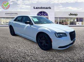 Used 2022 Chrysler 300 Touring w/ Sport Appearance Package RWD video 1