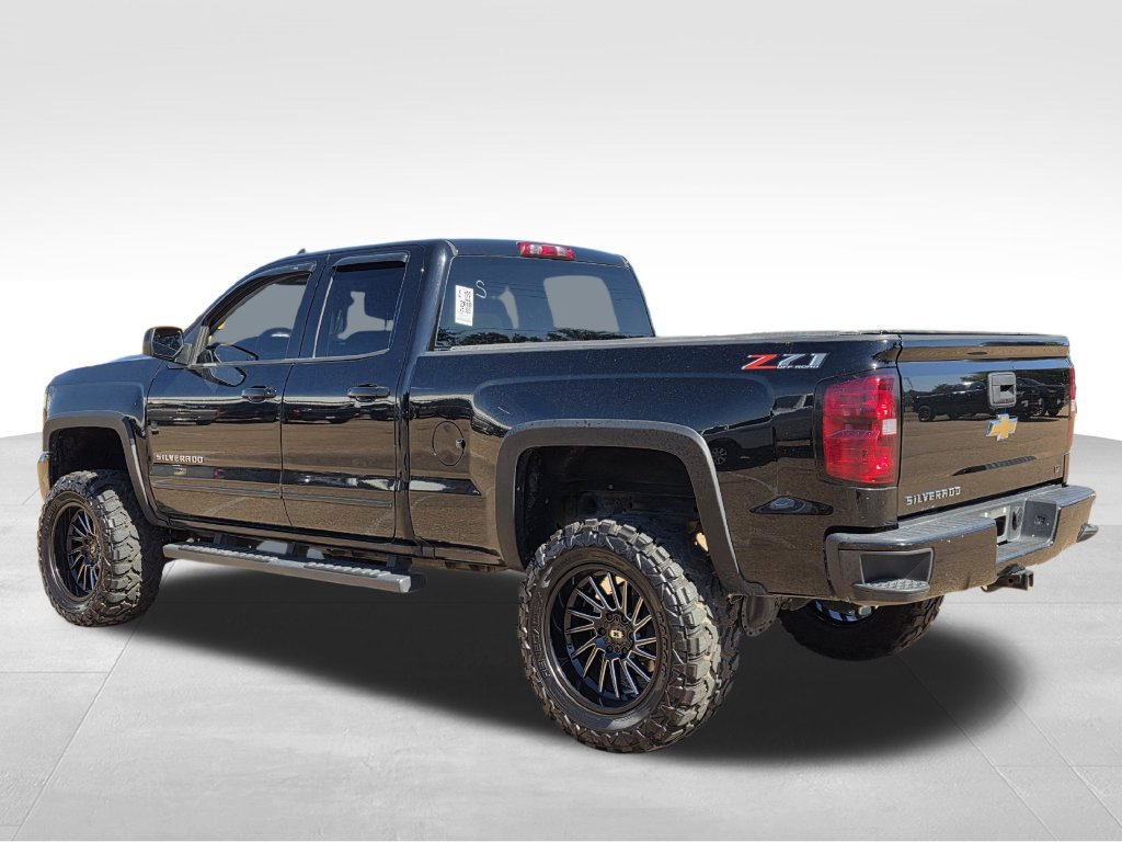 Used 2018 Chevrolet Silverado 1500 LT AWD/4WD image 8