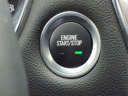 Used 2023 Chevrolet Traverse Premier w/ Redline Edition AWD/4WD image 27