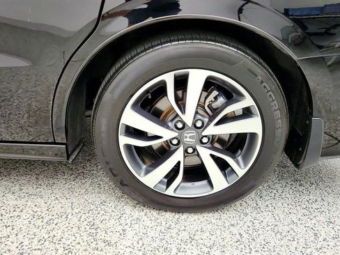 Used 2023 Honda Odyssey Touring image 9