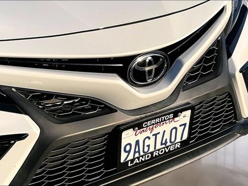 Used 2022 Toyota Camry SE FWD image 31
