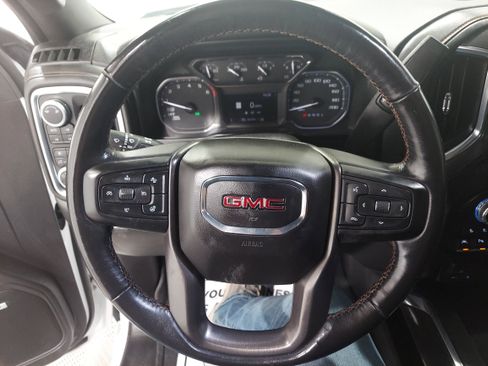 Used 2019 GMC Sierra 1500 AT4 w/ Off Road Performance Package AWD/4WD image 10