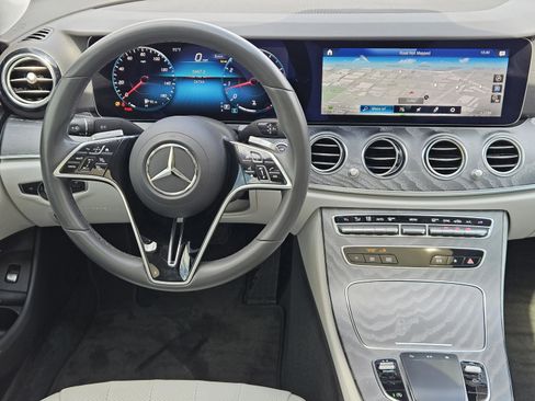 Used 2023 Mercedes-Benz E 350 Sedan image 18