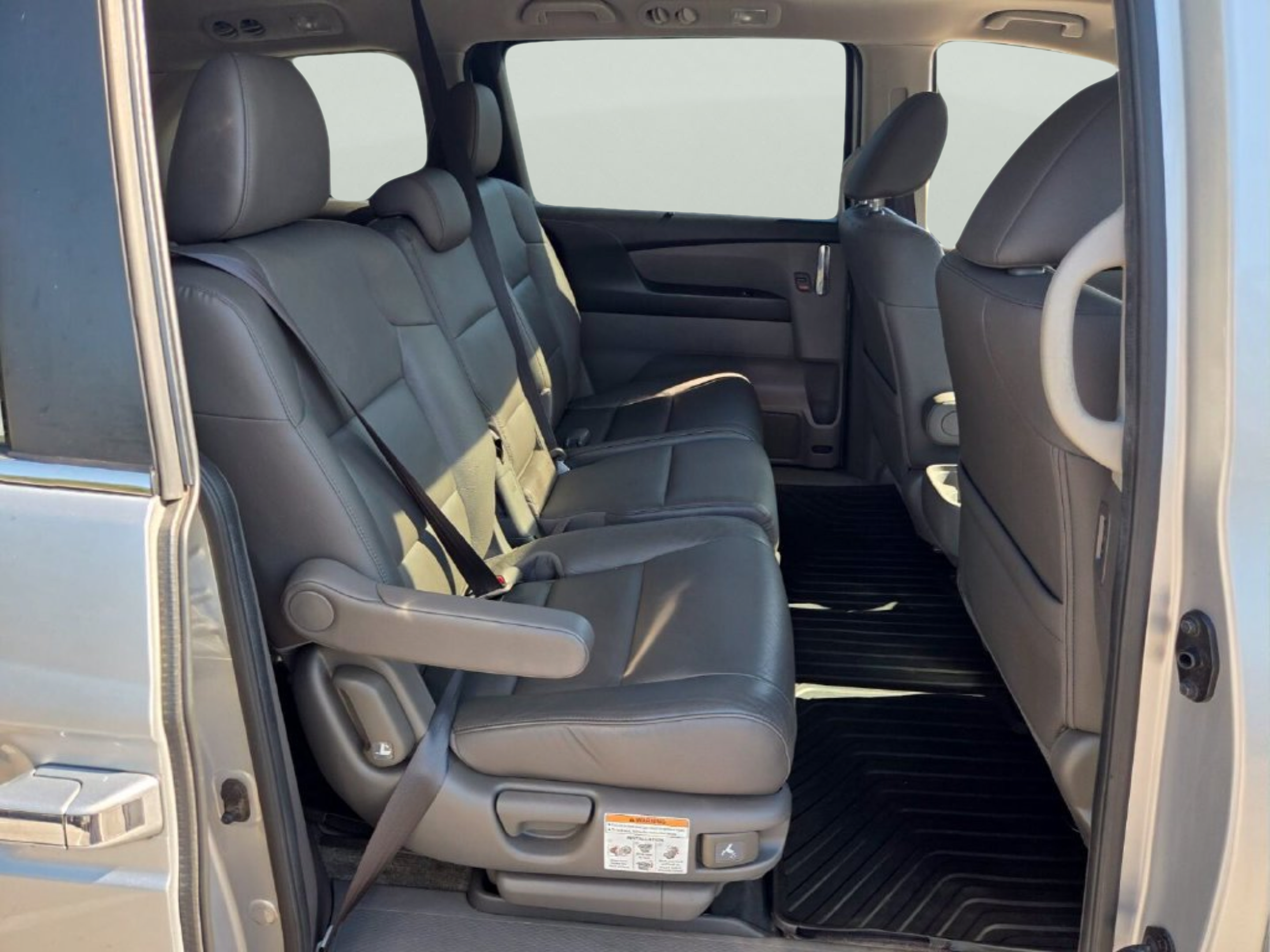 Used 2015 Honda Odyssey EX-L image 17