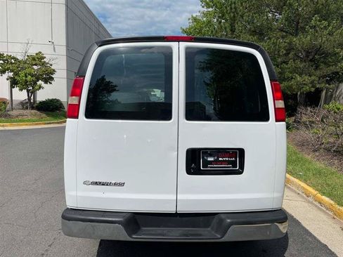 Used 2007 Chevrolet Express 3500 Extended RWD image 6