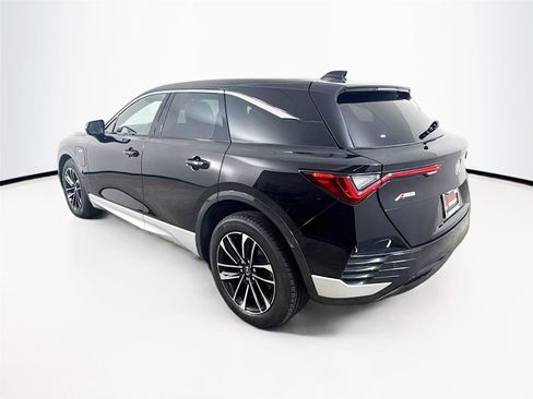 Used 2024 Acura ZDX A-Spec image 5