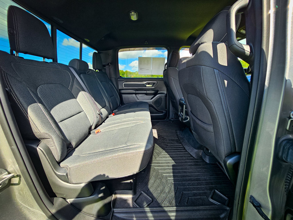 Used 2020 RAM 1500 Big Horn AWD/4WD image 42