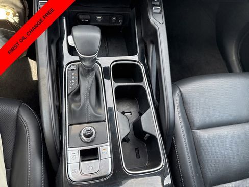 Used 2025 Kia Telluride S image 16