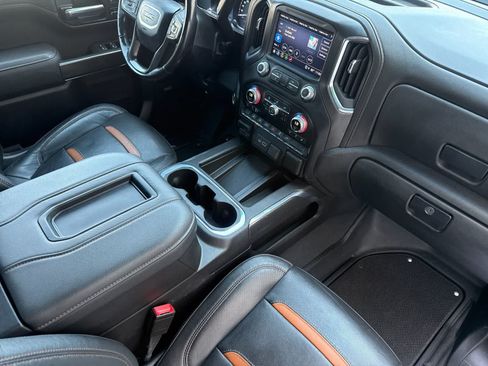 Used 2021 GMC Sierra 1500 AT4 w/ AT4 Preferred Package AWD/4WD image 15