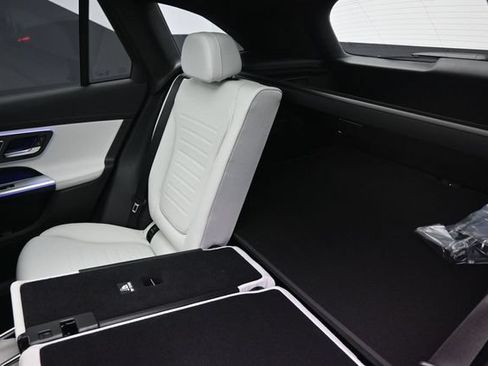 Used 2026 Mercedes-Benz GLC 300 image 22