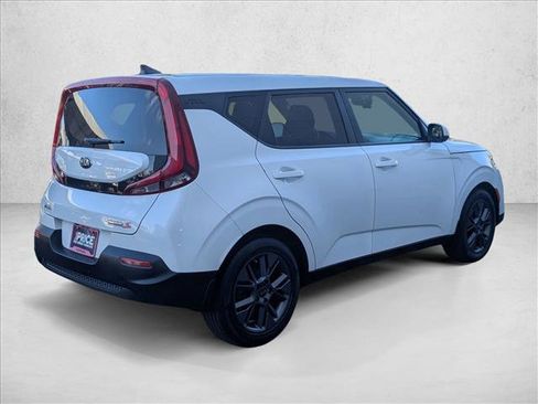 Used 2021 Kia Soul S image 5