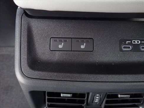 New 2026 Subaru Solterra image 11