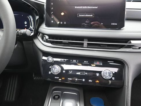 New 2027 INFINITI QX60 Luxe w/ Cargo Package FWD image 29