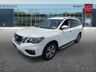 Used 2020 Nissan Pathfinder SV