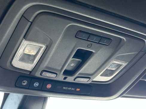 Used 2021 GMC Sierra 1500 SLT w/ SLT Convenience Package image 29