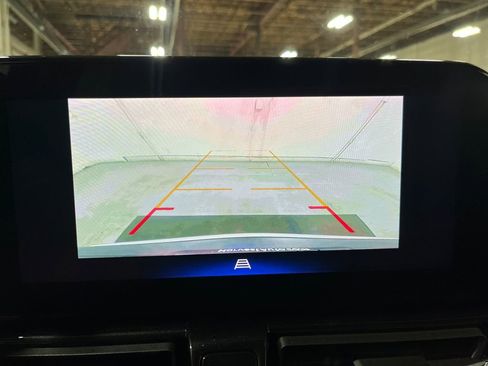 Used 2025 Chevrolet TrailBlazer LT image 28