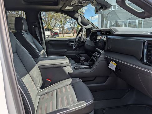 New 2026 GMC Sierra 1500 AT4X AWD/4WD image 24