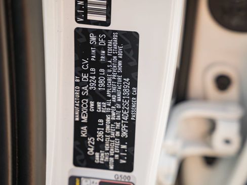 Used 2025 Kia K4 FWD image 34