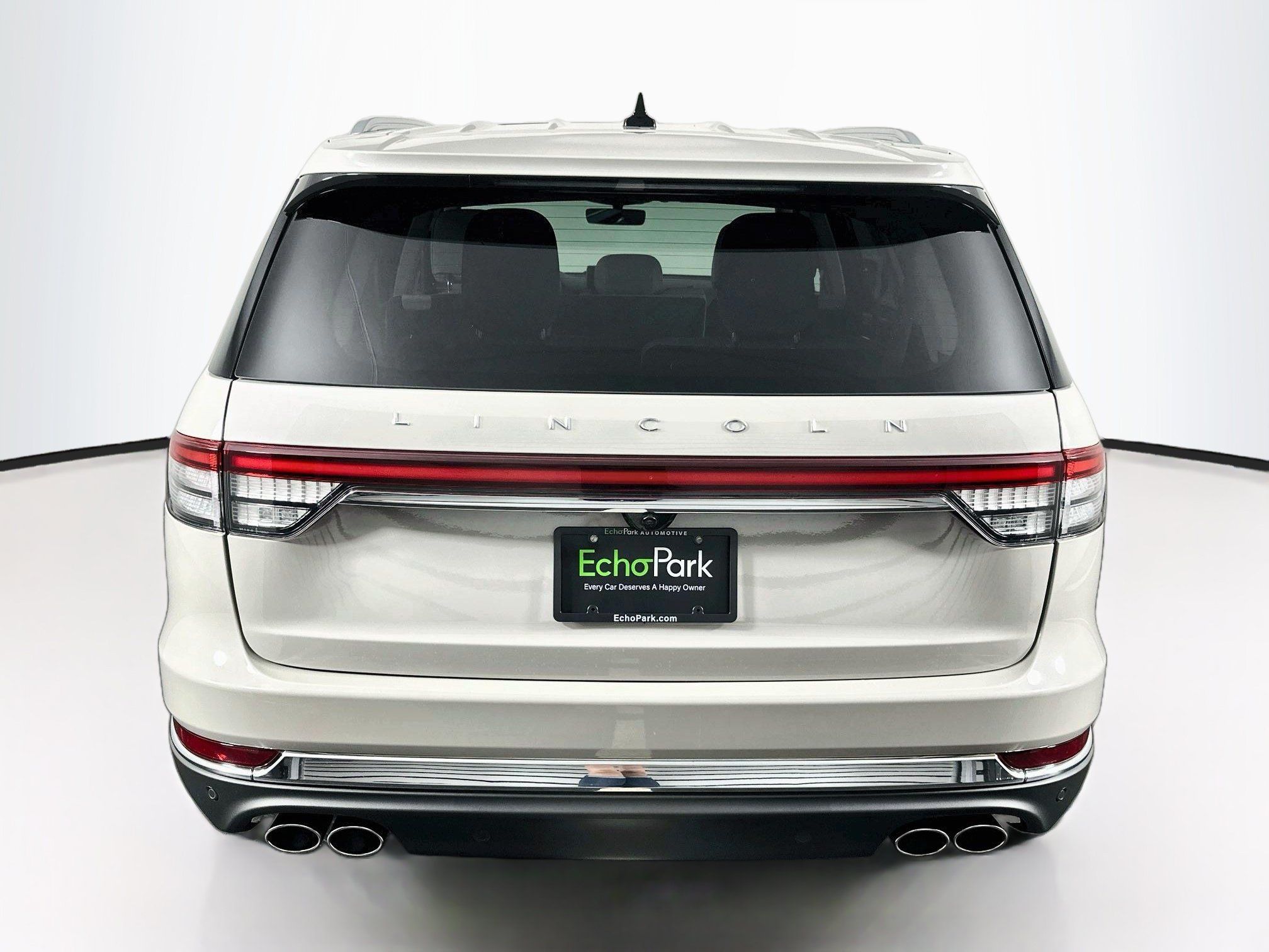 Used 2023 Lincoln Aviator Reserve w/ Equipment Group 201A AWD/4WD image 7