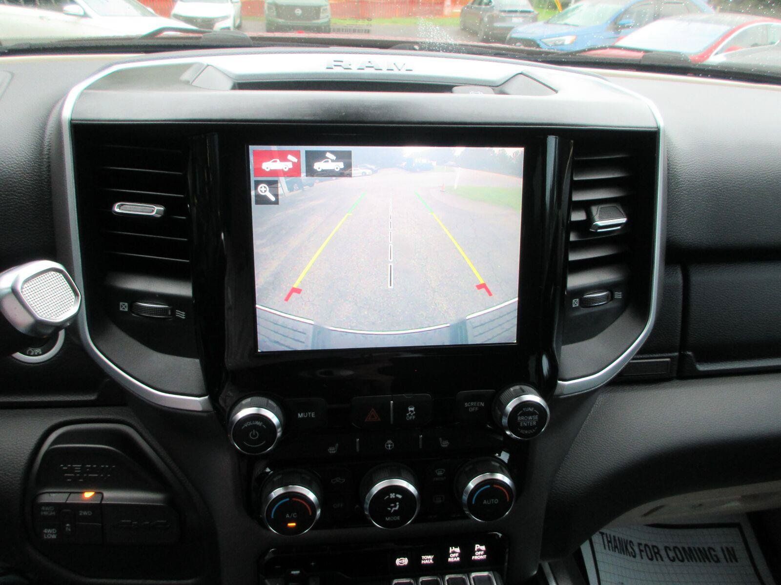 Used 2020 RAM 2500 Big Horn w/ Level 1 Equipment Group AWD/4WD image 13
