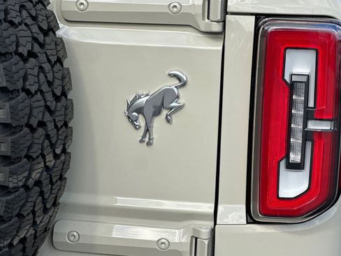 New 2025 Ford Bronco Badlands w/ Sasquatch Package image 27