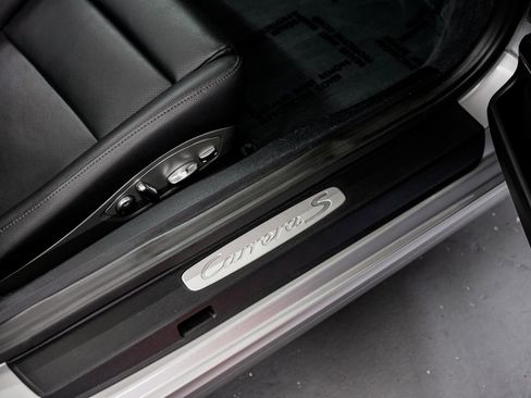 Used 2018 Porsche 911 Carrera S RWD image 26