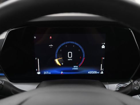 Used 2024 Chevrolet Trax LT w/ Sunroof Package image 26