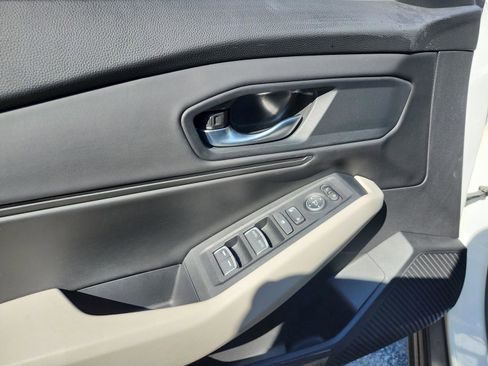 Used 2024 Honda Accord EX image 16